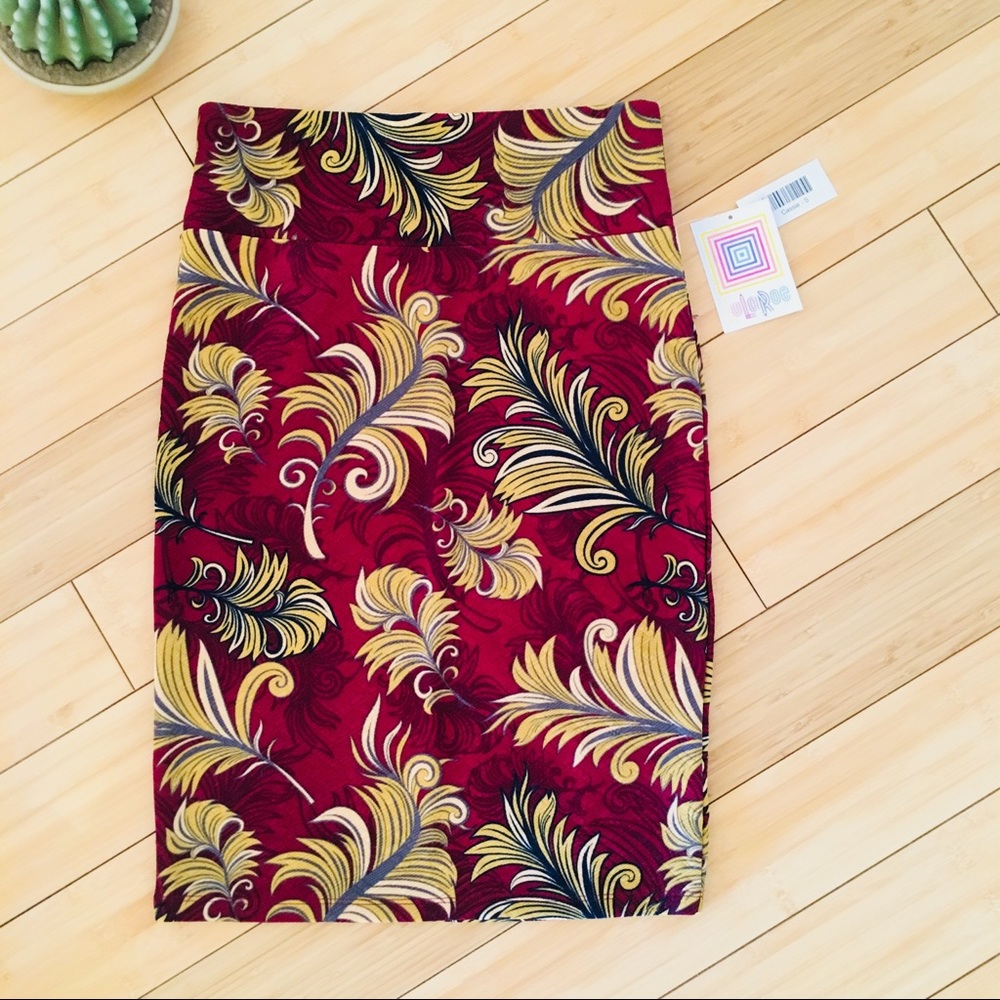 LuLaRoe Red Pencil Skirt with Gold and Black Feather Print